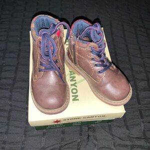 Toddler Brown Boots size 7